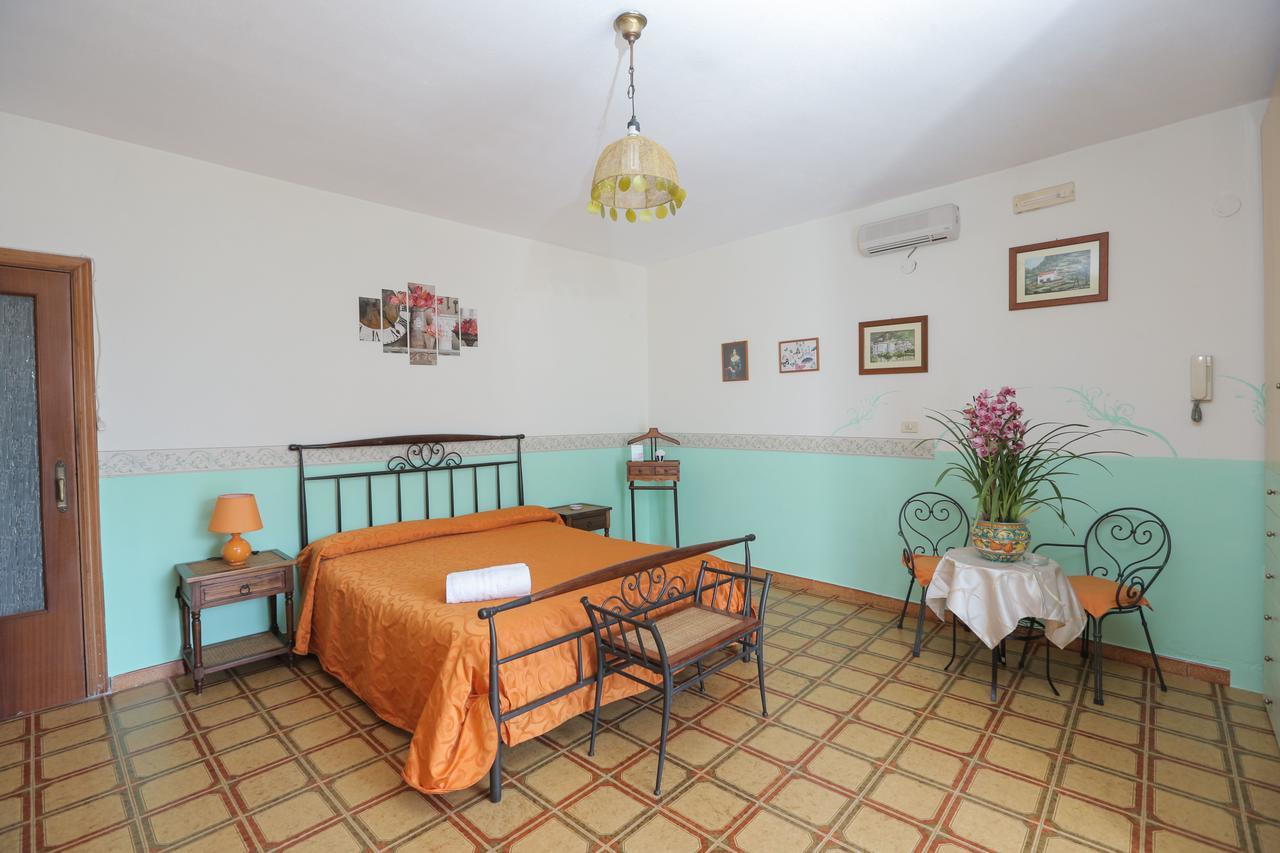 Villa Marietta 米诺利 外观 照片
